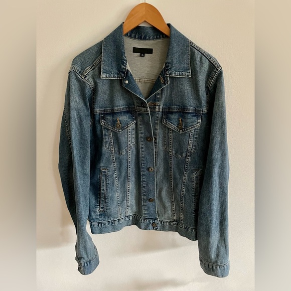 Uniqlo Jackets & Coats Uniqlo Jean Jacket In Medium Wash Poshmark
